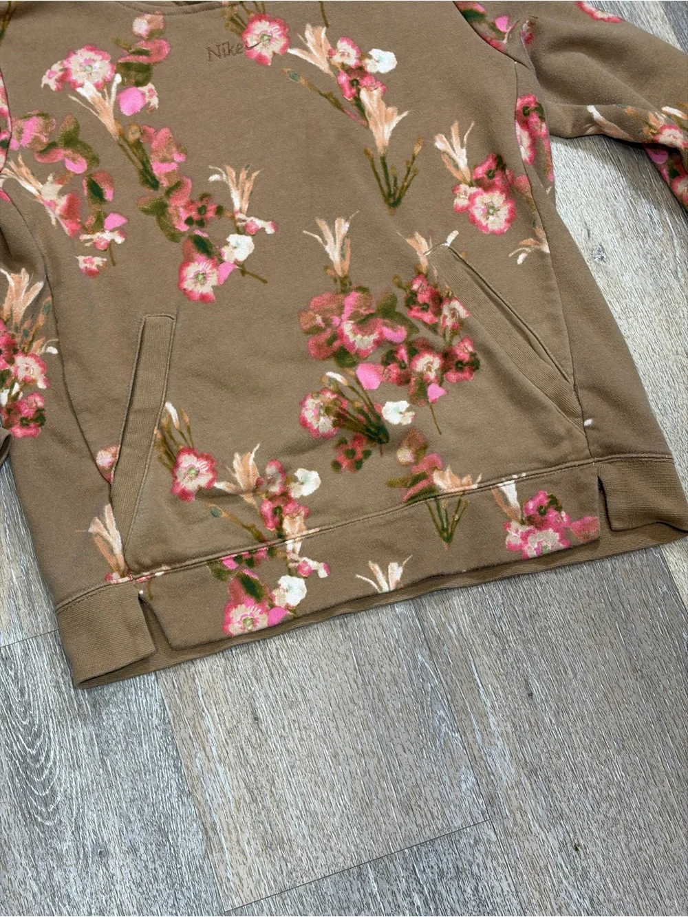 Tween teen embroidered NIKE sweater preppy coquette boho floral trendy
